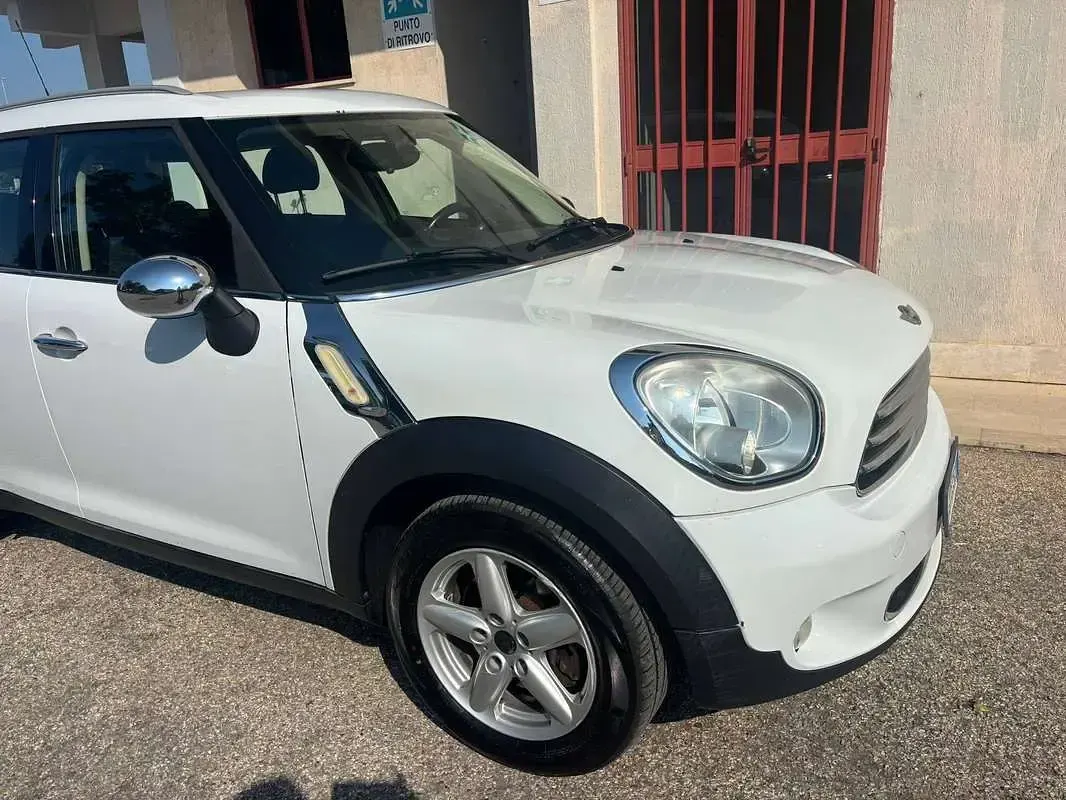Usata Mini One D Countryman 90 CV (66 kW) 2012 Bianco SUV