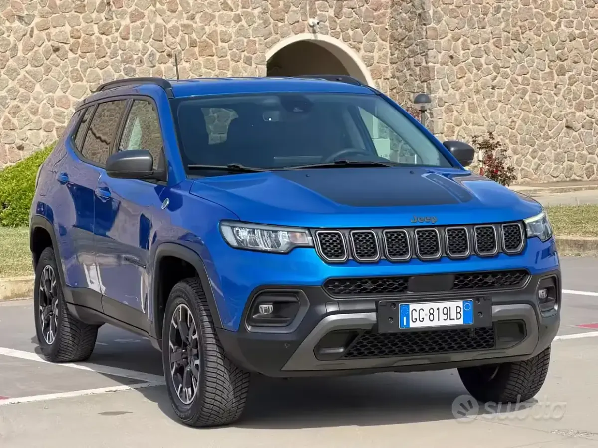Usata Jeep Compass Trailhawk 179 CV (131 kW) 2021 Blu SUV