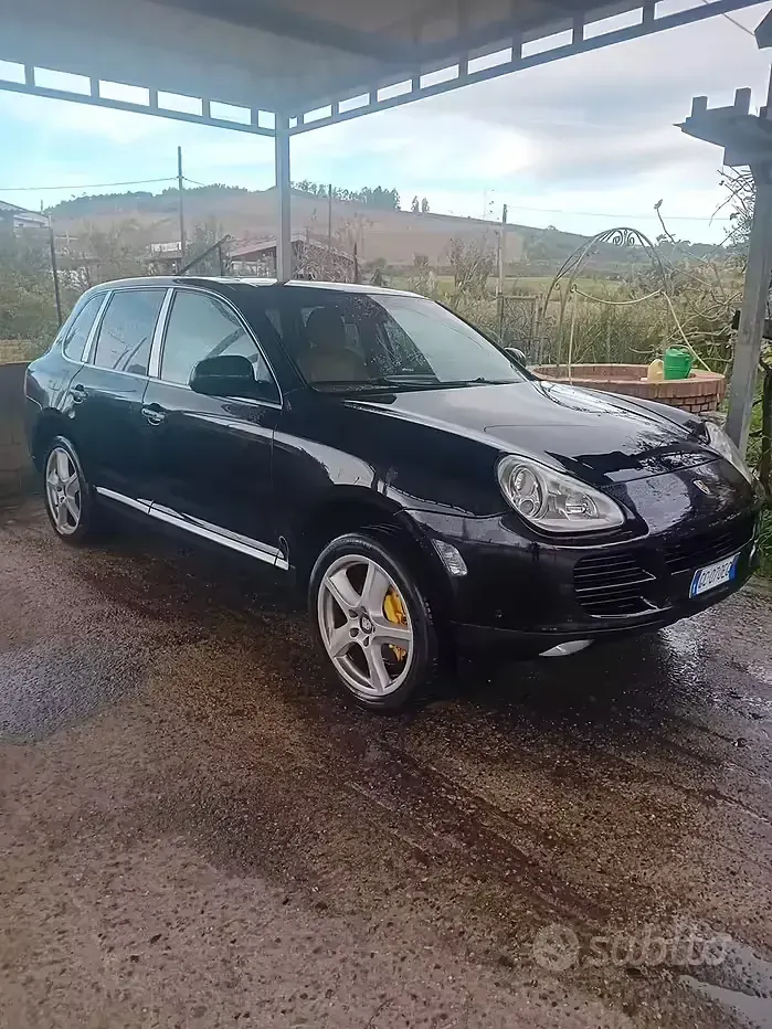 Usata Porsche Cayenne 250 CV (183 kW) 2004 Nero SUV