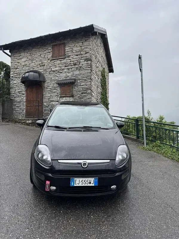 Usata Fiat Grande Punto S 69 CV (50 kW) 2012 Utilitaria