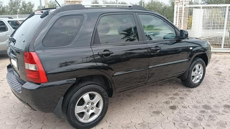 Usata Kia Sportage Active 141 CV (103 kW) 2007 Nero SUV