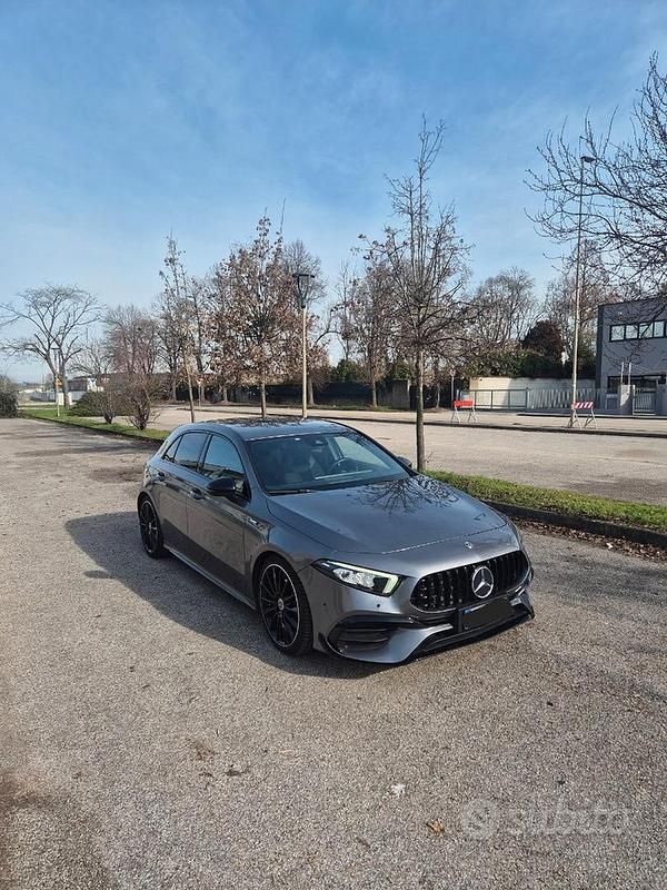 Usata Mercedes A200 AMG line 2019 Grigio Berlina