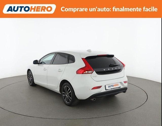 Usata Volvo V40 Business Edition 119 CV (87 kW) 2019 Bianco Berlina