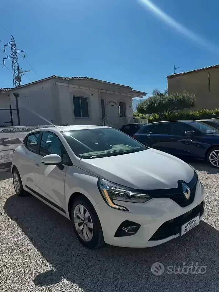 Usata Renault Clio V Intens 101 CV (74 kW) 2020 Bianco Berlina