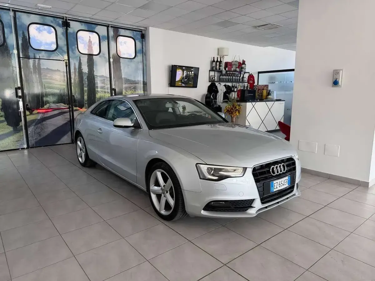 Usata Audi A5 Ambiente 177 CV (130 kW) 2013 Argento Coupé