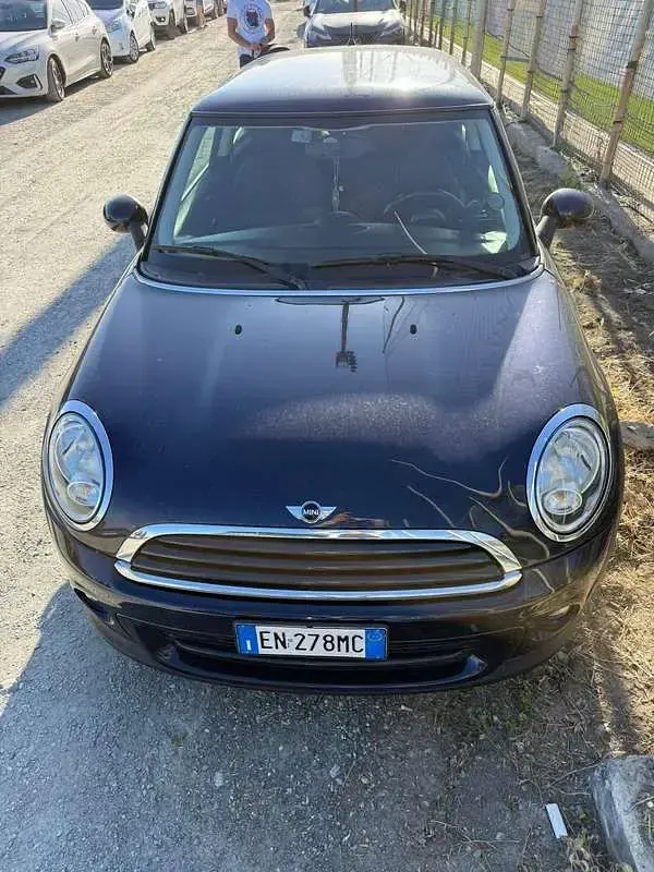 Usata Mini One D 90 CV (66 kW) 2012 Blu/azzurro Utilitaria
