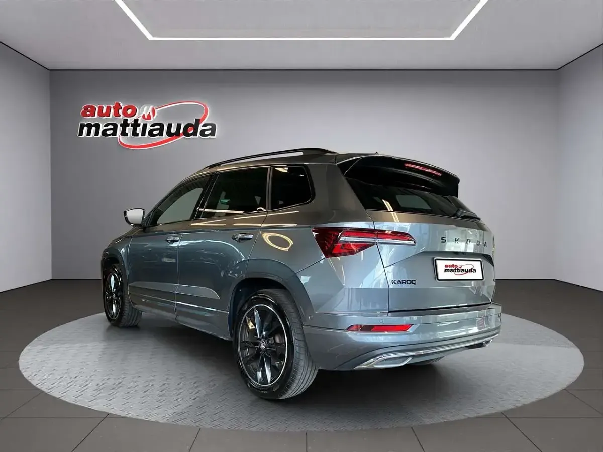 Usata Skoda Karoq SportLine 190 CV (139 kW) 2024 Grigio SUV