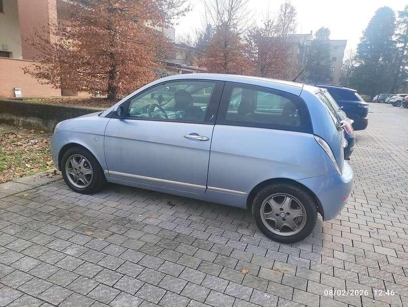 Usata Lancia Ypsilon 60 CV (44 kW) 2008 Utilitaria