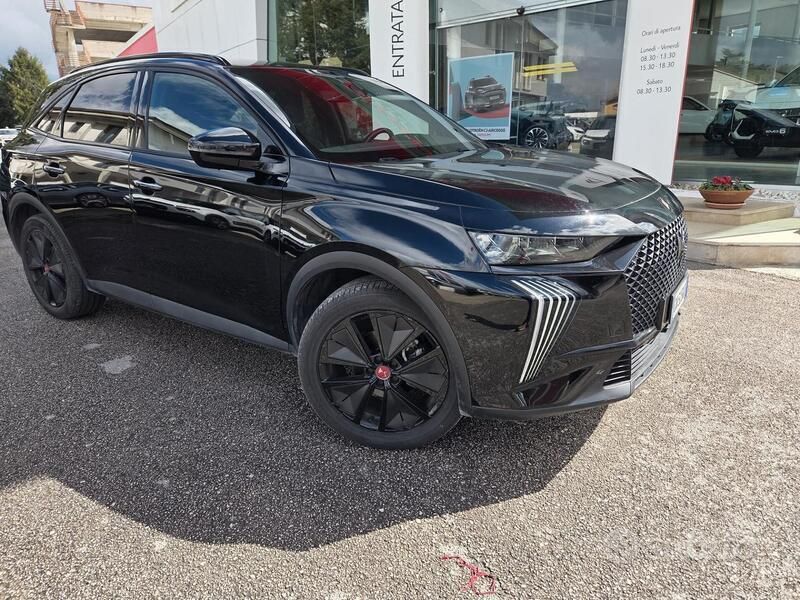 Nero Usata 2023 DS Automobiles DS7 Crossback Performance SUV | 31.500 € (Cara) - Immagine 1/4