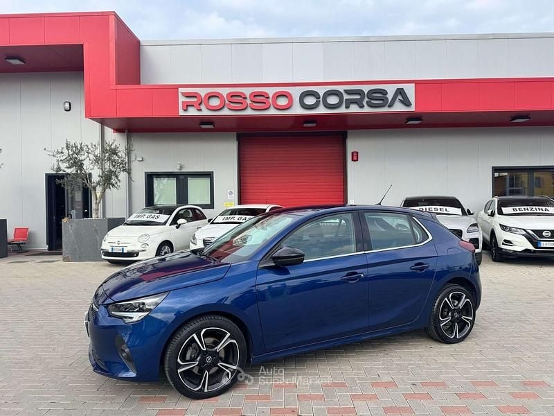 Usata Opel Corsa GS Line 101 CV (74 kW) 2021 Blu/azzurro Utilitaria