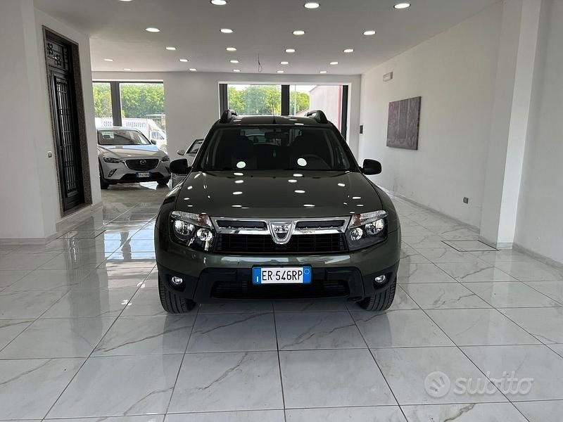 Usata Dacia Duster Ambiance 110 CV (80 kW) 2013 Verde SUV