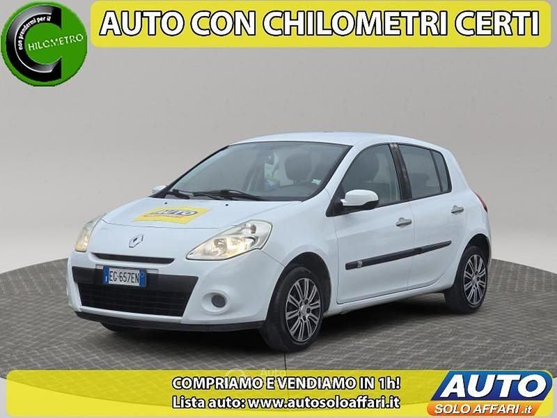 Usata Renault Clio II 75 CV (55 kW) 2011 Bianco Berlina