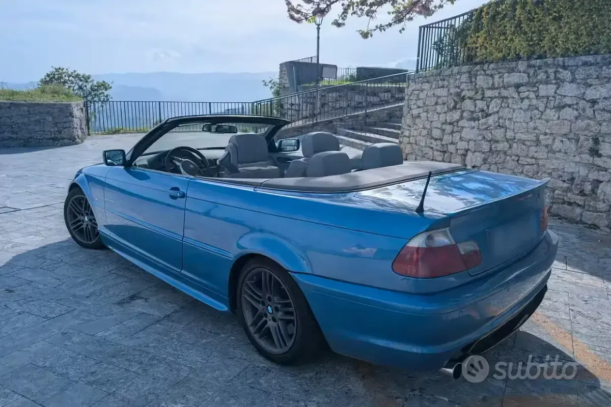 Usata BMW 330 Cabriolet Efficient Dynamics 231 CV (169 kW) 2001 Cabrio