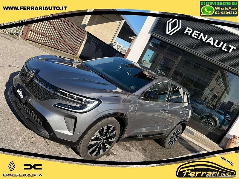 Usata Renault Austral Techno 129 CV (94 kW) 2024 Grigio scisto SUV
