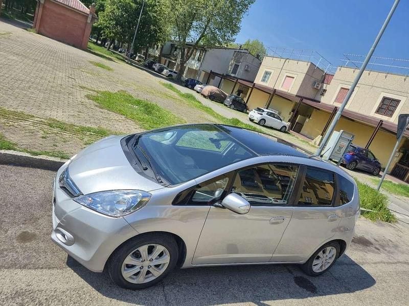 Usata Honda Jazz Elegance 98 CV (72 kW) 2011 Argento Utilitaria