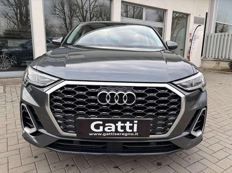 Usata Audi Q3 Sportback S-Line 150 CV (110 kW) 2022 Grigio SUV