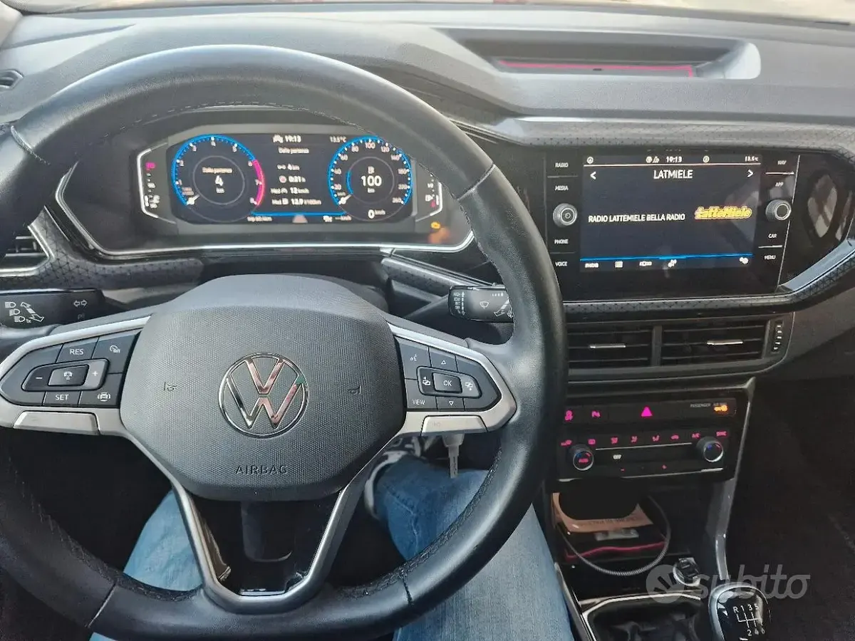 Usata VW T-Cross 110 CV (80 kW) 2021 Grigio SUV