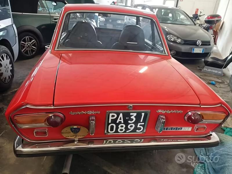 Begagnad Lancia Fulvia 110 HK (80 kW) 1970 Röd Sportkupé