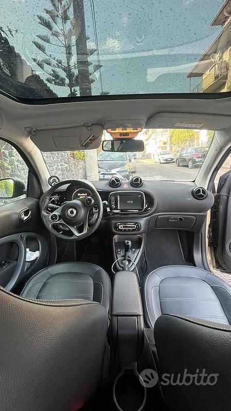 Usata Smart ForTwo Coupé 2020 Utilitaria