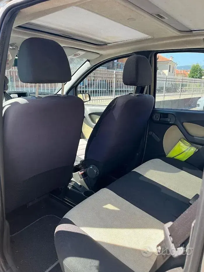 Usata Fiat Panda 4x4 69 CV (50 kW) 2006 Marrone Utilitaria