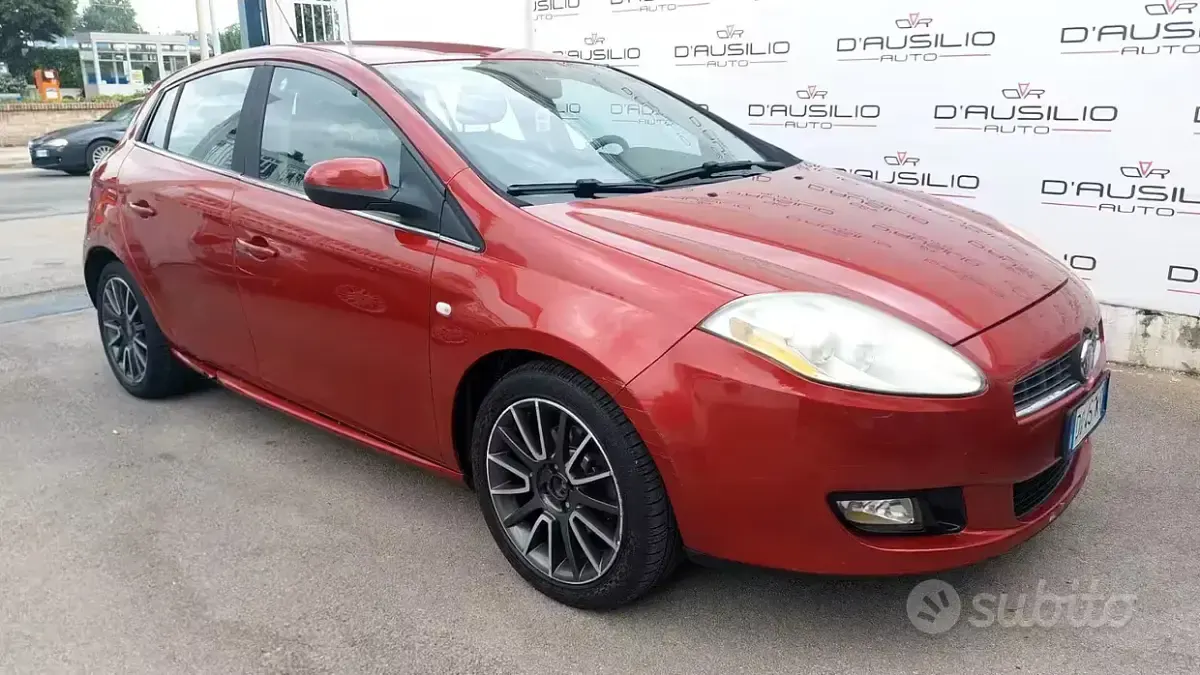 Usata Fiat Bravo Emotion 120 CV (88 kW) 2007 Rosso Utilitaria