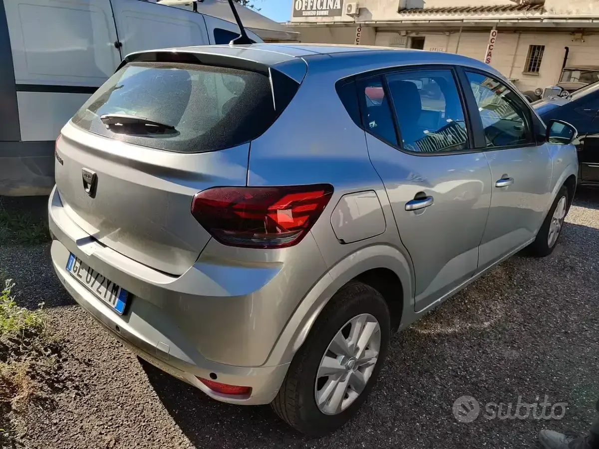 Usata Dacia Sandero 65 CV (47 kW) 2021 Grigio Berlina