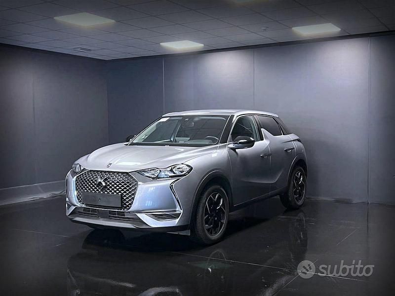 Usata DS Automobiles DS3 Crossback So Chic 101 CV (74 kW) 2022 Grigio metallizzato SUV