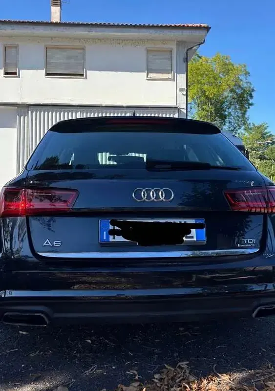 Usata Audi A6 Business 190 CV (139 kW) 2016 Blu/azzurro Station wagon
