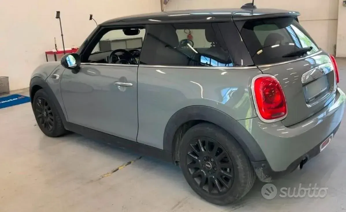 Usata Mini Cooper D 116 CV (85 kW) 2014 Grigio Utilitaria