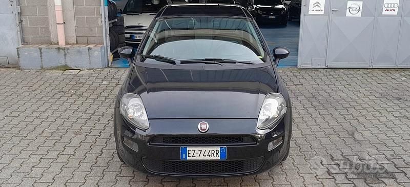 Usata Fiat Punto Evo Street 69 CV (50 kW) 2013 Nero Utilitaria