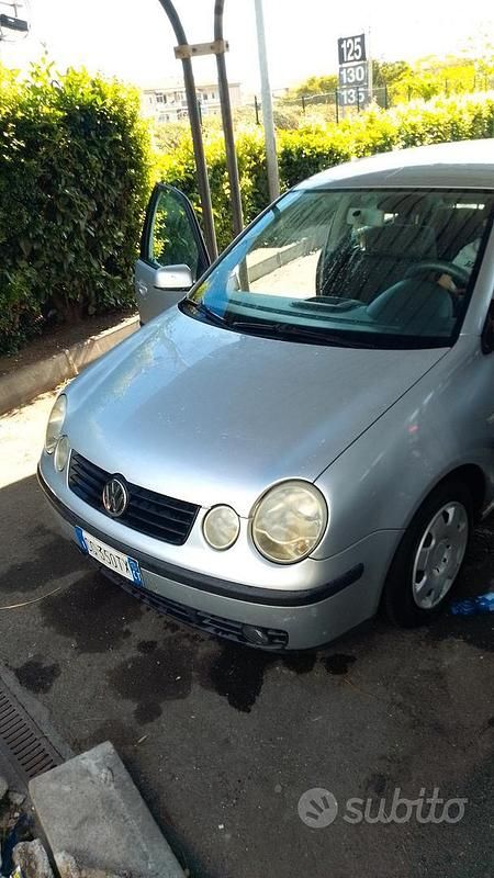 Usata VW Polo 101 CV (74 kW) 2003 Grigio Berlina