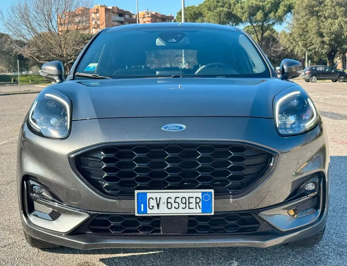 Usata Ford Puma ST-Line 125 CV (91 kW) 2024 Grigio SUV