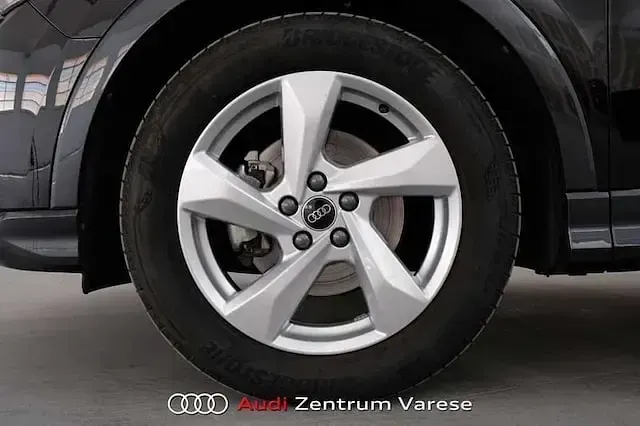 Usata Audi Q3 Advanced 150 CV (110 kW) 2024 Nero mythos SUV