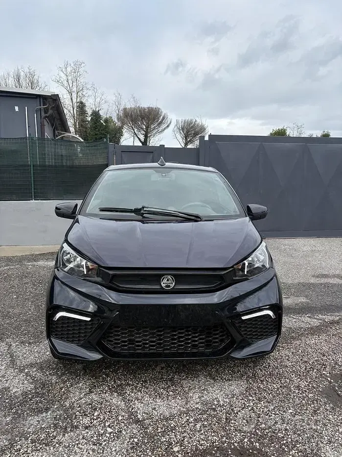 Begagnad Aixam City Sport 2021 Svart Sedan