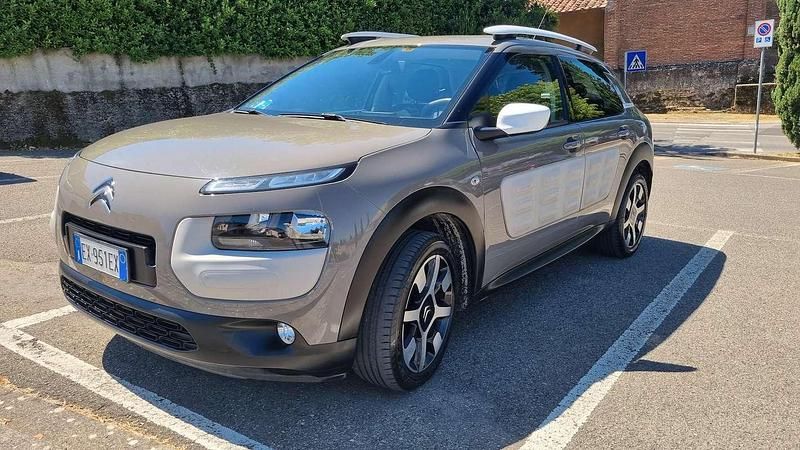 Usata Citroën C4 PureTech 82 CV (60 kW) 2014 Beige SUV