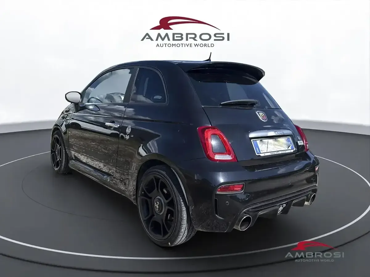 Usata Abarth 595 Pista 165 CV (121 kW) 2020 Nero Utilitaria