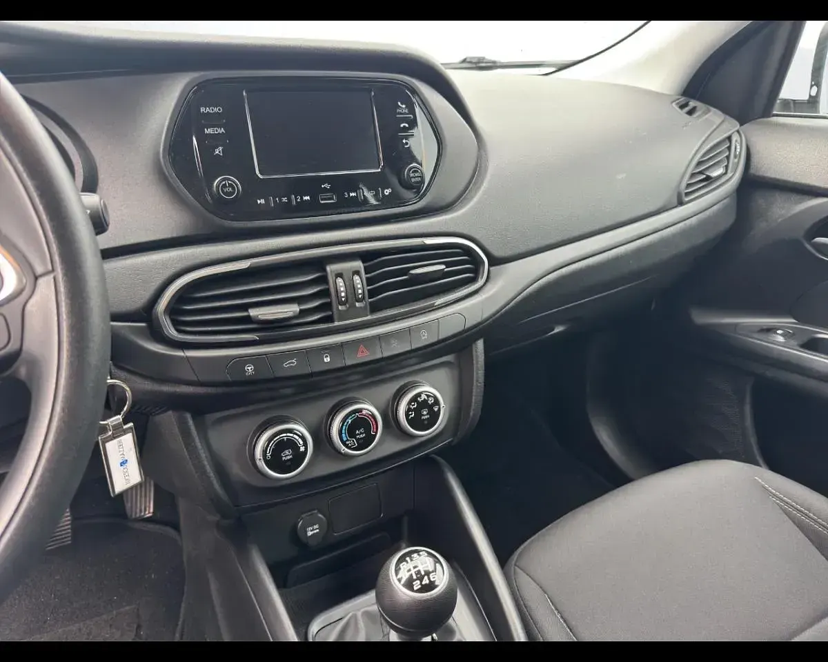 Usata Fiat Tipo S 130 CV (95 kW) 2024 Bianco Berlina