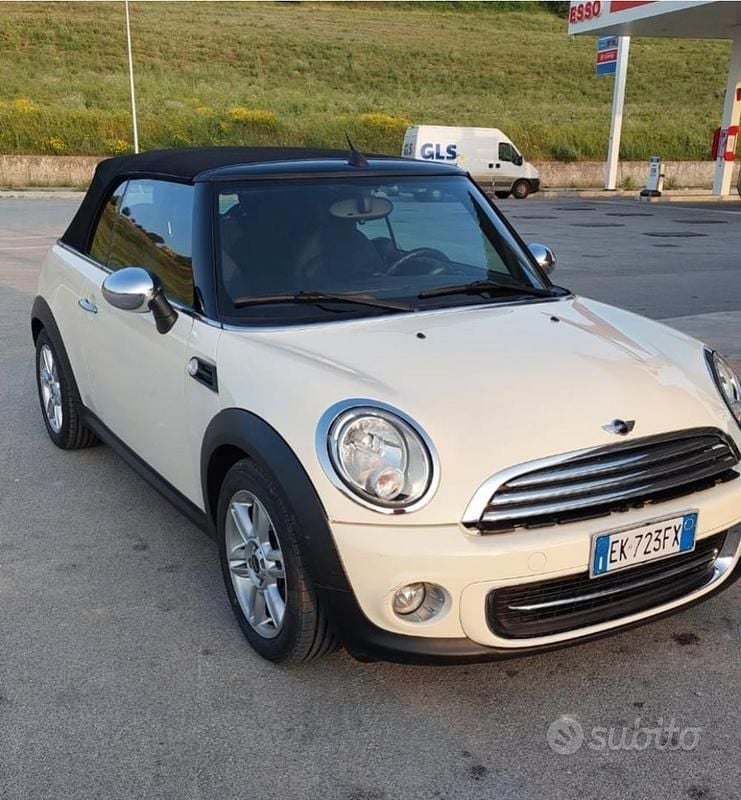 Usata Mini Cooper Cabriolet 122 CV (89 kW) 2012 Bianco Cabrio
