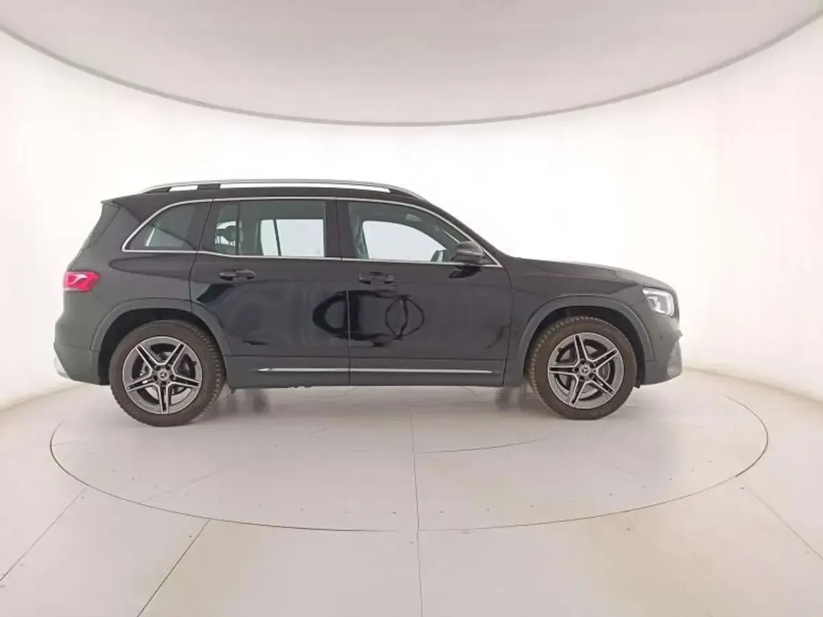 Usata Mercedes GLB200 Premium 150 CV (110 kW) 2022 Nero SUV