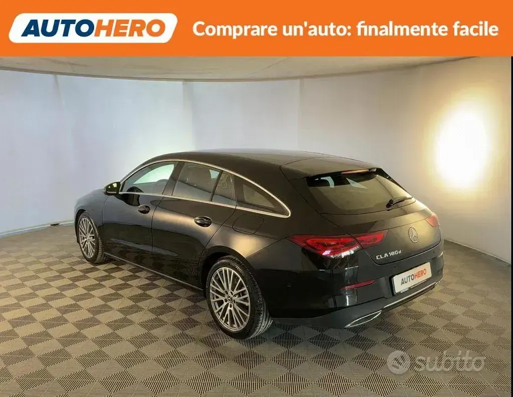 Usata Mercedes CLA180 116 CV (85 kW) 2023 Nero Berlina