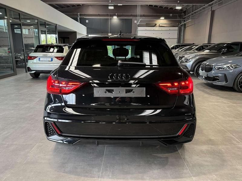 Usata Audi A1 Black Edition 116 CV (85 kW) 2025 Tetto nero SUV