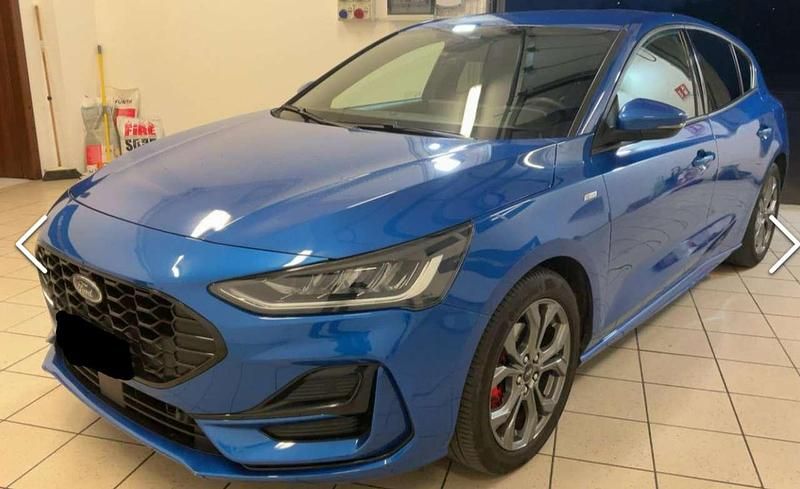 Usata Ford Focus ST-Line 125 CV (91 kW) 2022 Blu/azzurro Berlina