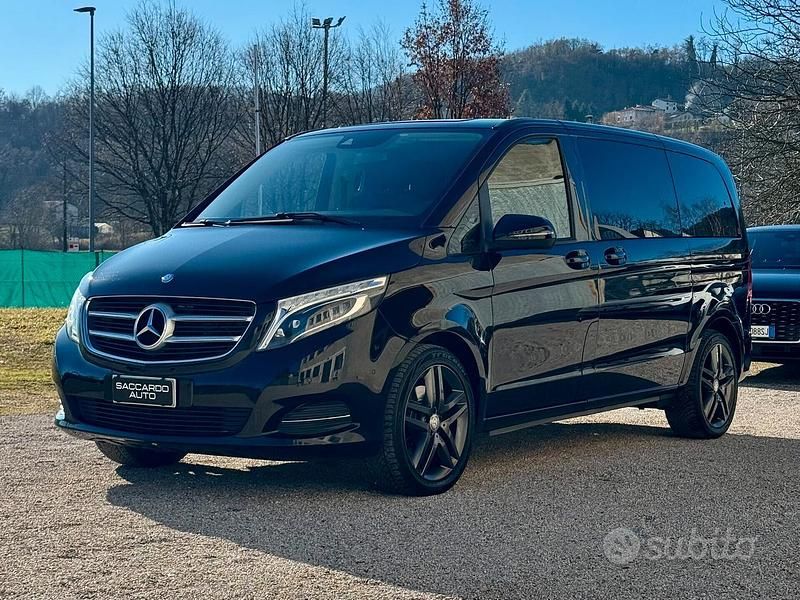 Usata Mercedes V250 Premium 190 CV (139 kW) 2016 Nero Monovolume