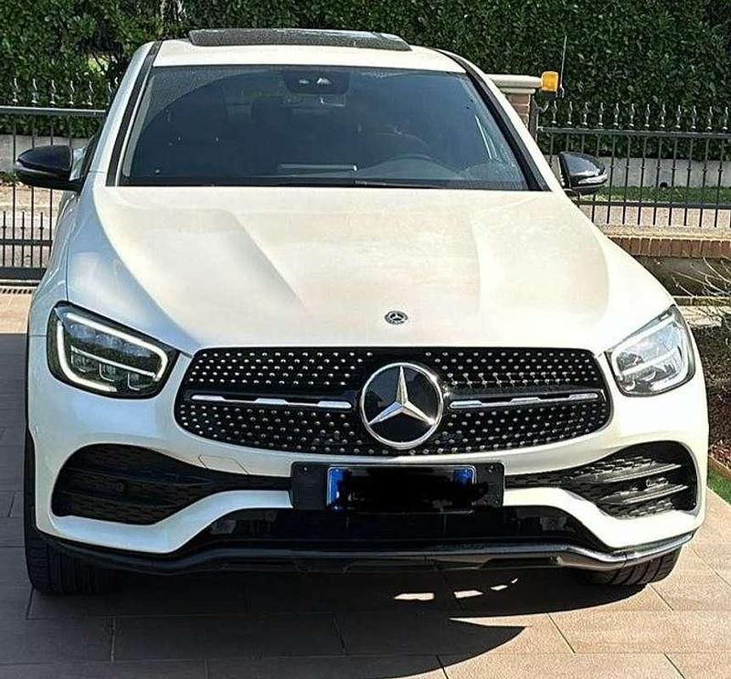 Usata Mercedes GLC220 AMG 194 CV (142 kW) 2021 Bianco Coupé