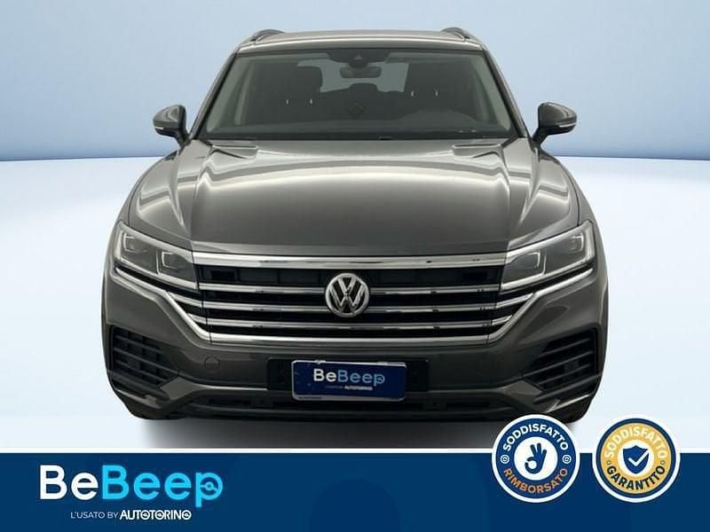 Usata VW Touareg Style 231 CV (169 kW) 2019 Grigio metallizzato SUV