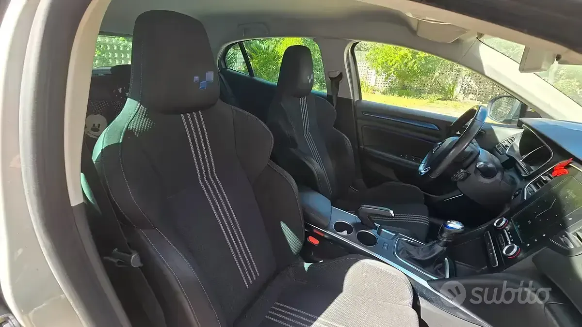 Usata Renault Mégane GT Line GT-Line 131 CV (96 kW) 2016 Berlina
