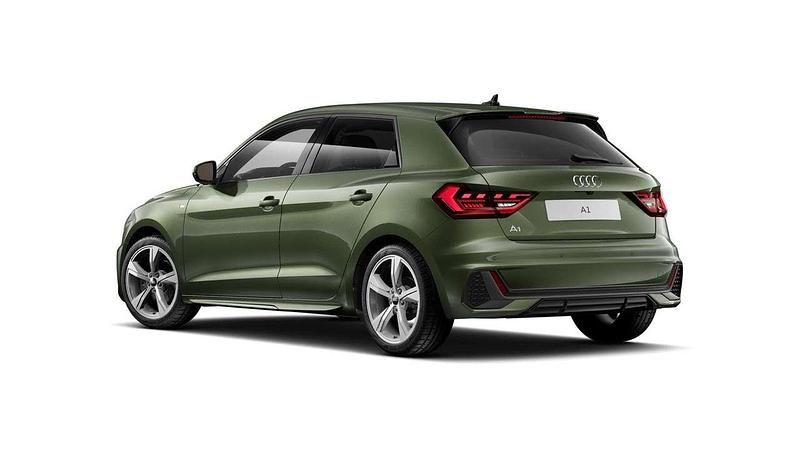 Nuova Audi A1 S-Line 116 CV (85 kW) 2026 Verde SUV