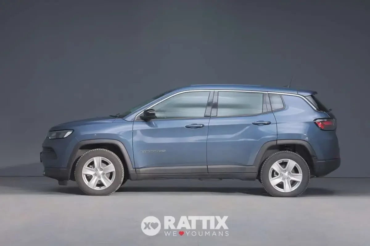 Begagnad Jeep Compass Altitude 131 HK (96 kW) 2024 Blå SUV