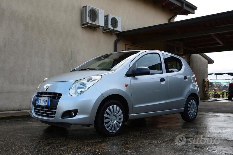 Usata Suzuki Alto 2010 Grigio Utilitaria