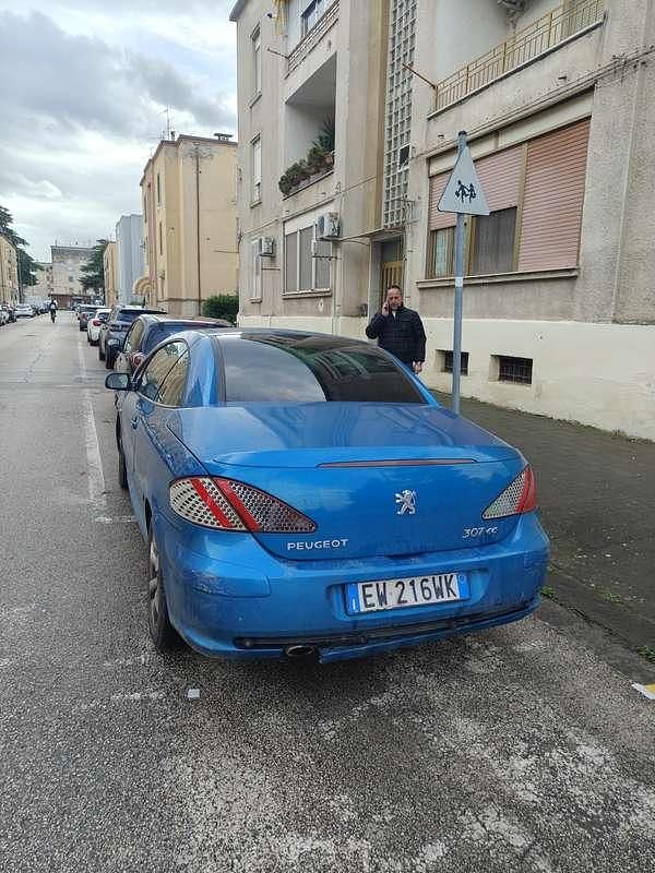 Usata Peugeot 307 CC 109 CV (80 kW) 2007 Blu/azzurro Cabrio